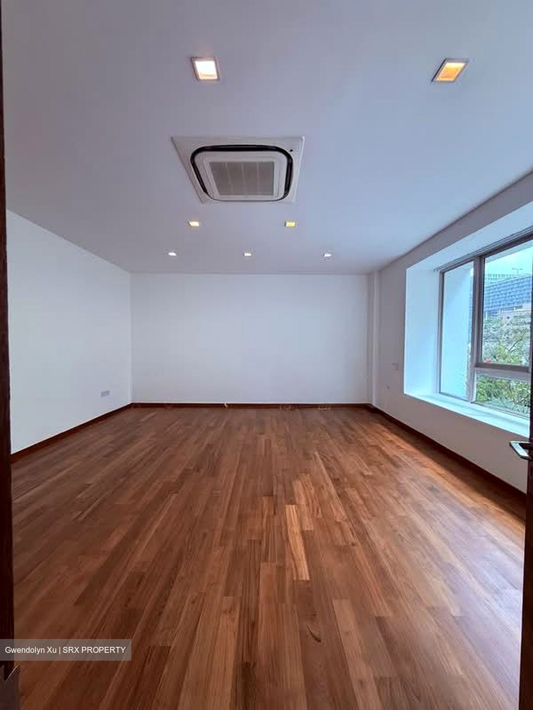 Oxley Road (D9), Terrace #551141591